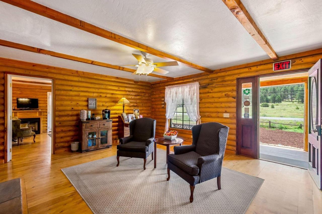 ويليامز Quarter Horse Inn & Lodge المظهر الخارجي الصورة
